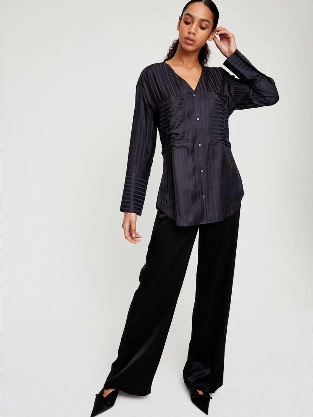 Aritzia Wilfred Zelie Silk Satin Stripe Shirt V Black Buttons Blouse Long Sleeve